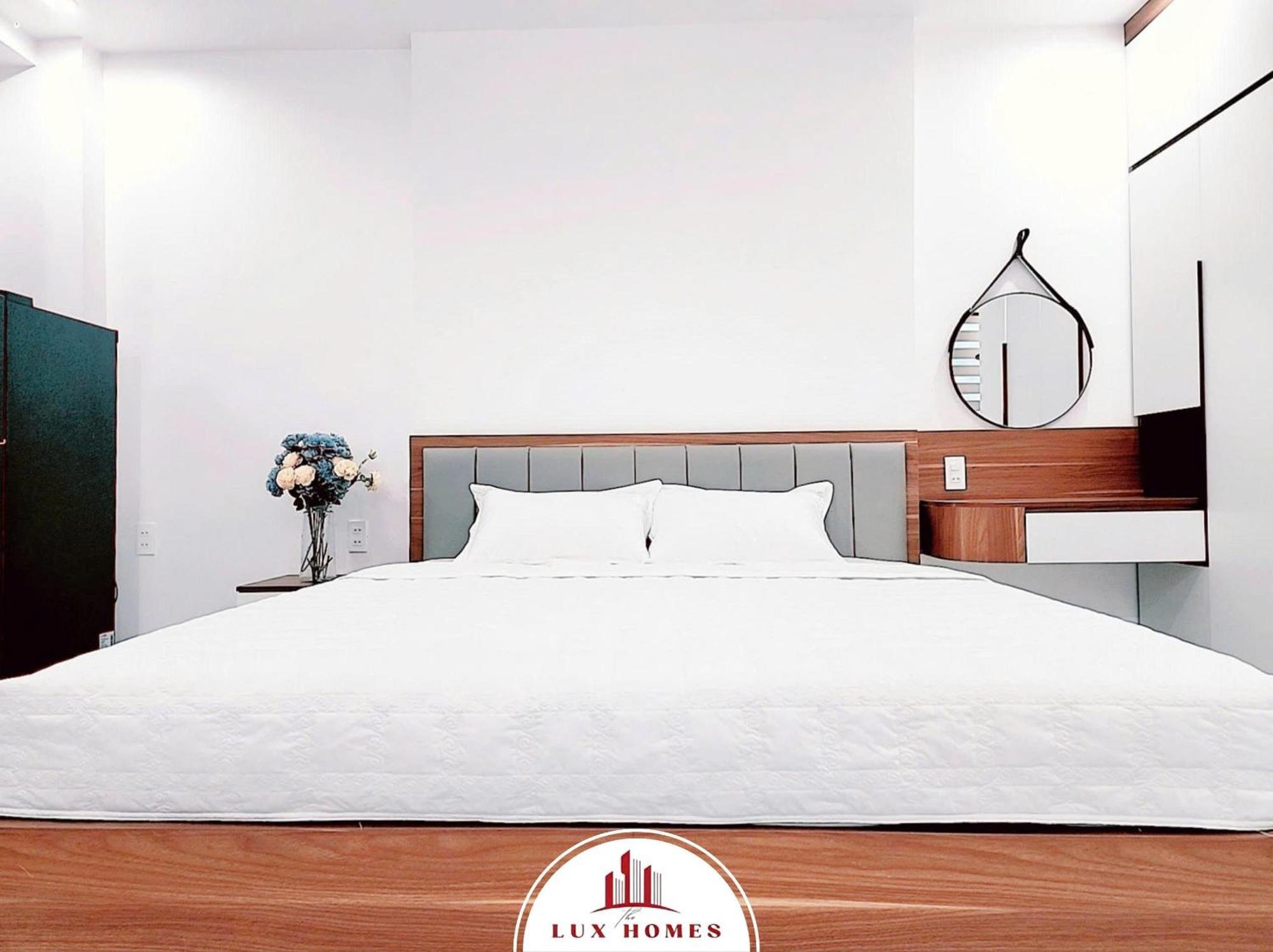 The Luxhomes Apartments 231 Van Cao Hai Phong Bagian luar foto